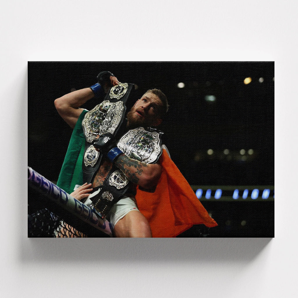 Πίνακας σε καμβά Double Champ – Conor McGregor, χωρίς κορνίζα, μπροστινή όψη.