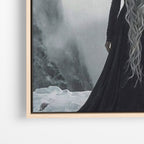 Close-up λεπτομέρεια καμβά Mother of Dragons με ξύλινη κορνίζα.