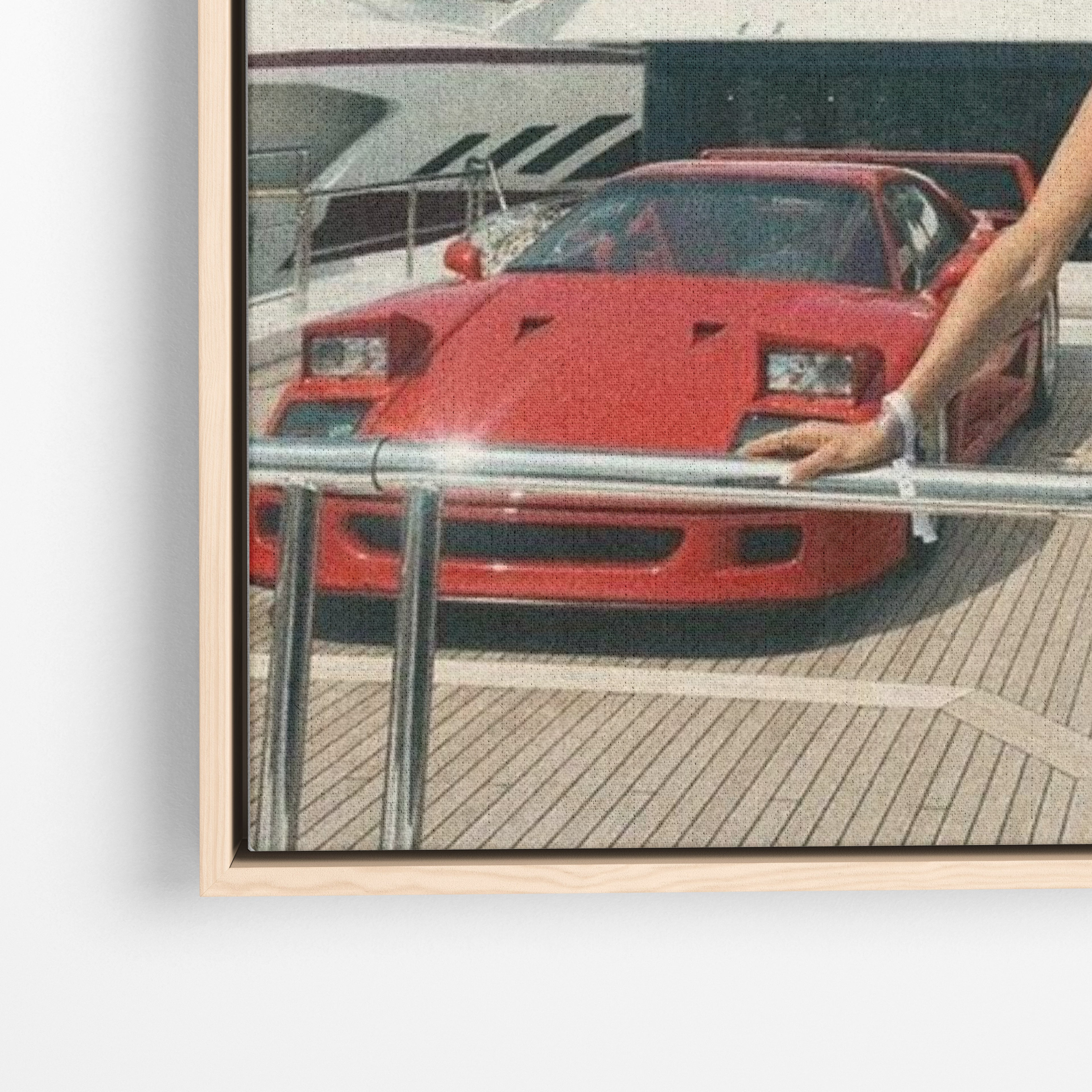 Close-up λεπτομέρεια καμβά Luxury Lifestyle με ξύλινη κορνίζα.