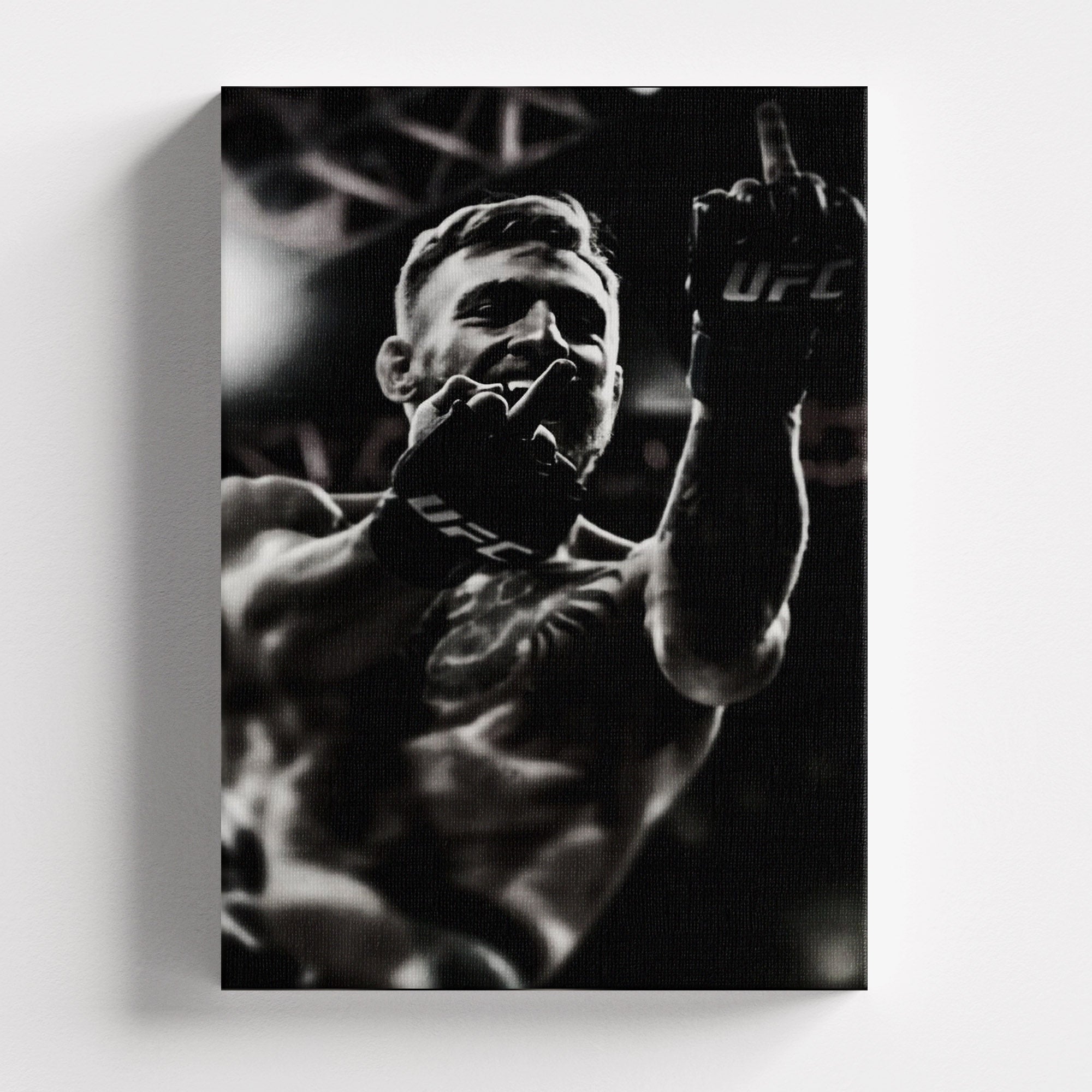 Πίνακας σε καμβά No Mercy – UFC Attitude, χωρίς κορνίζα, μπροστινή όψη.