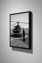 Helicopter Luxury Canvas με Μαύρη Κορνίζα