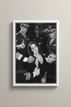 Lana Del Rey με λευκή κορνίζα