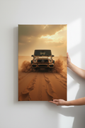 Χέρια που κρεμάνε τον Mercedes G63 Canvas